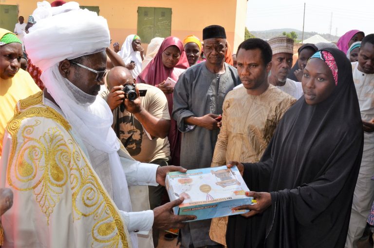 Governor Bindo commends AMCON’s donation to IDPs