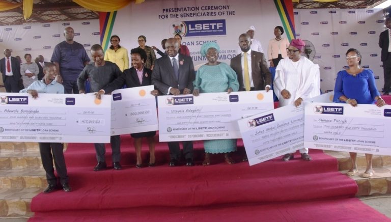 Ambode Presents Cheques To 2,000 Beneficiaries of ETF