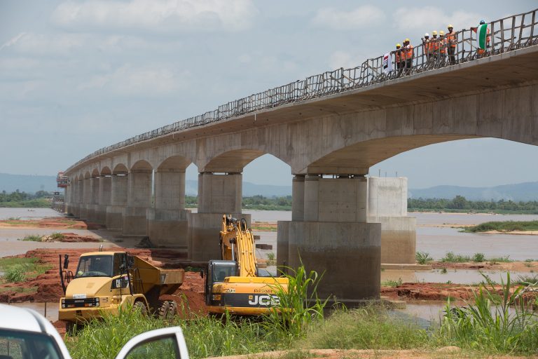 2nd Niger Bridge 46% completed, say Buhari